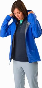 konseal-hoody-women-s-black-sapphire-outfit-view.jpg