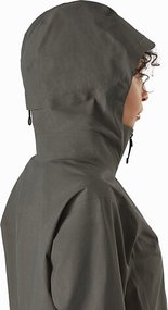 mistaya-coat-women-s-aeroponic-hood-side-view.jpg